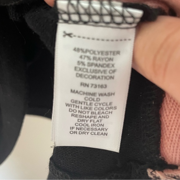 Cupio Blush Soft Fabric Cowl Neckline Sweater Tunic Black Size Large EUC - Picture 4 of 5